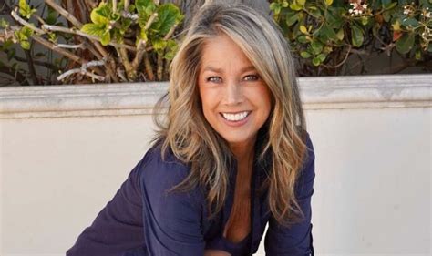 denise austin swimsuit|Denise Austin, 66, Shares ‘Then’ and ‘Now’ Swimsuit。